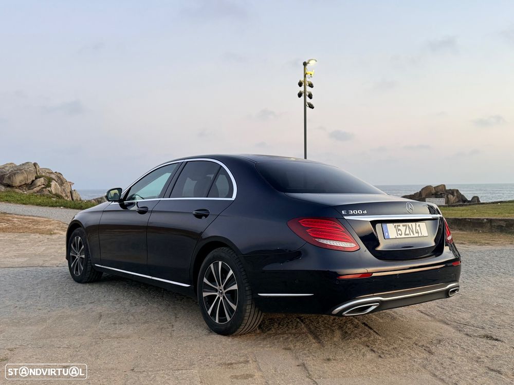 Mercedes-Benz E 300 d Exclusive Line - 3