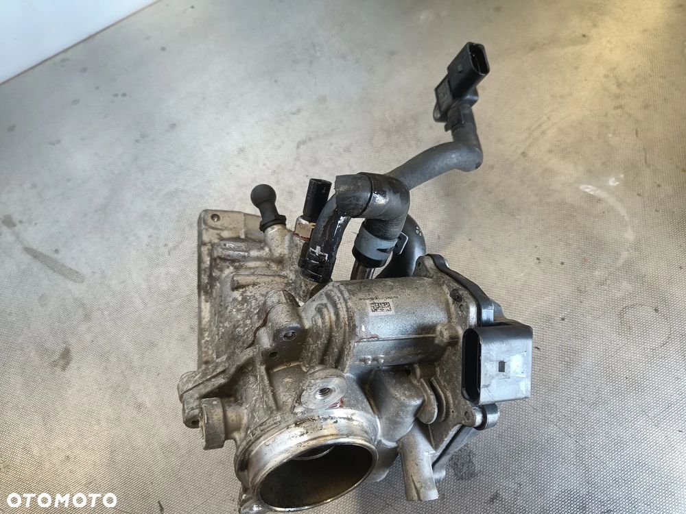 Przepustnica 1.6 2.0 TDI Skoda Octavia 3 VW Golf VII Seat Leon Audi A3 04L128063P - 3