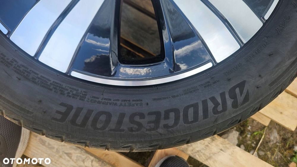 felgi mercedes 206 a2064017100 17" 7j et44.5 opony 225/50/17 2021 5mm - 8