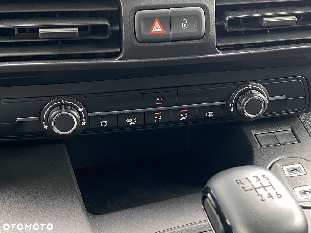 Toyota PROACE CITY - 17