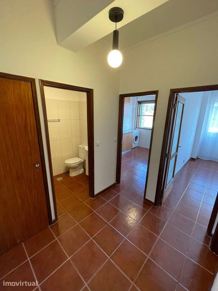 Apartamento T1  – Rua da Fontinha, Porto - Grande imagem: 2/8
