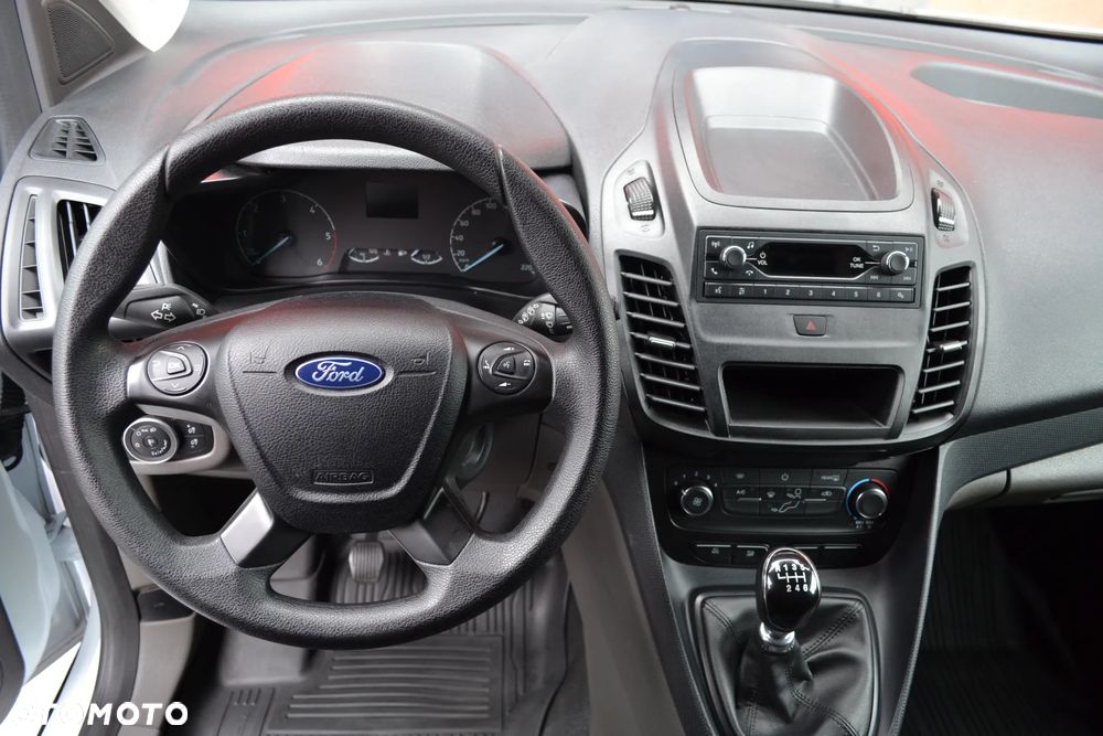 Ford Transit Connect - 9