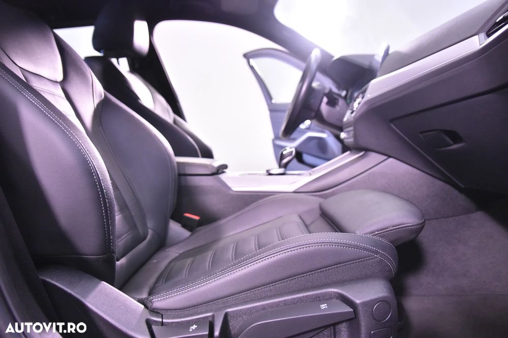 BMW Seria 3 318d AT MHEV - 11