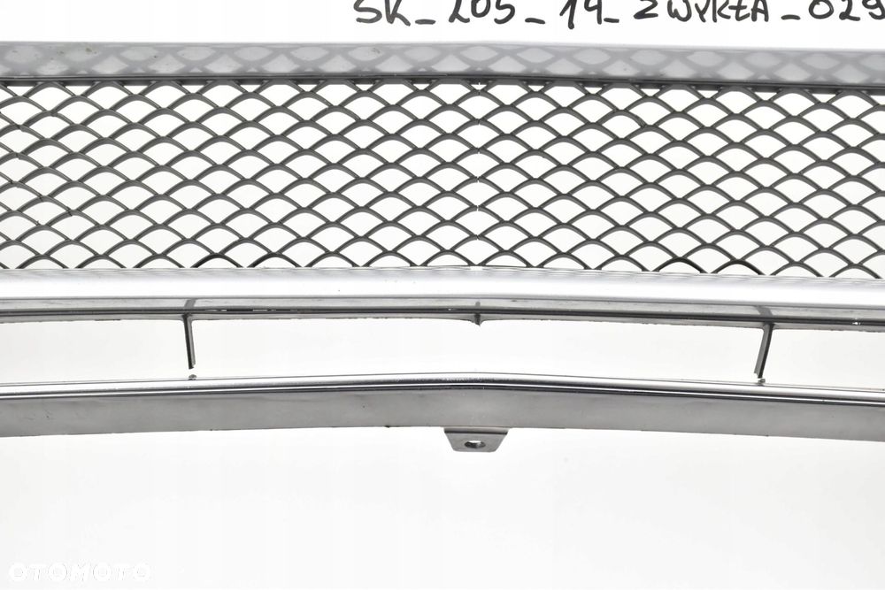 MERCEDES C-KLASA W205 205 ZWYKŁY 2014- ZDERZAK PRZEDNI - 9