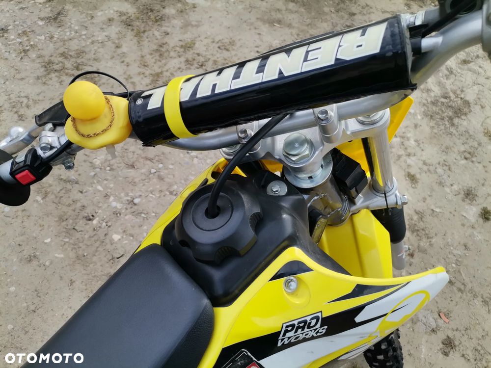 Suzuki DR-Z - 13