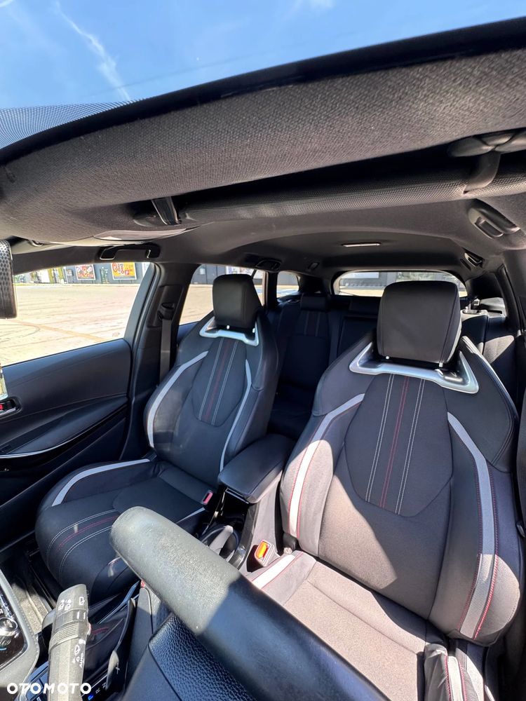 Toyota Corolla 2.0 Hybrid GR Sport - 13