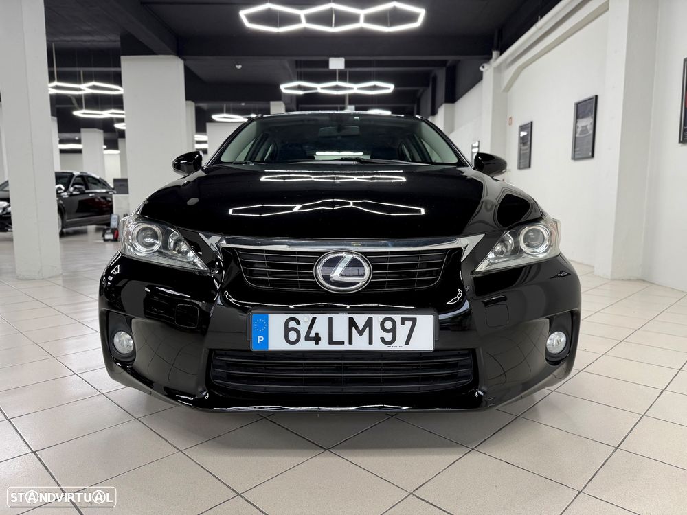 Lexus CT 200h 09 P.Dynamic - 13