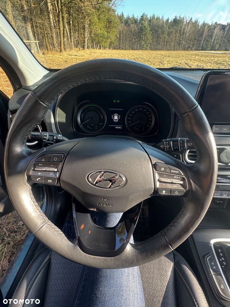 Hyundai Kona - 12