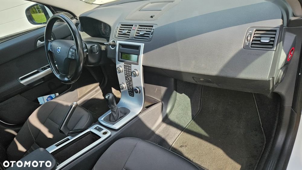 Volvo S40 1.6D DPF DRIVe - 8