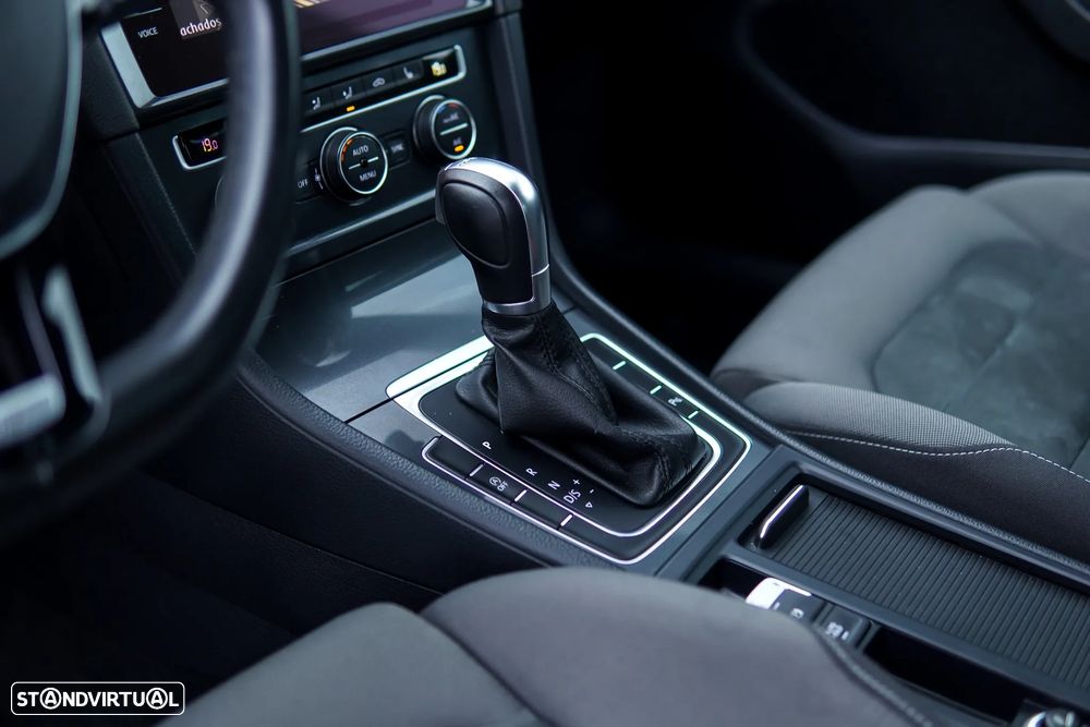 VW Golf 1.6 TDI R-Line DSG - 56