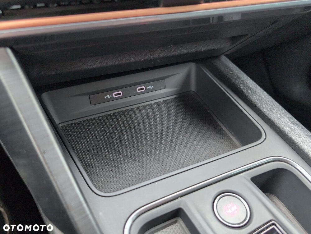 Cupra Leon 1.5 eTSI DSG - 29