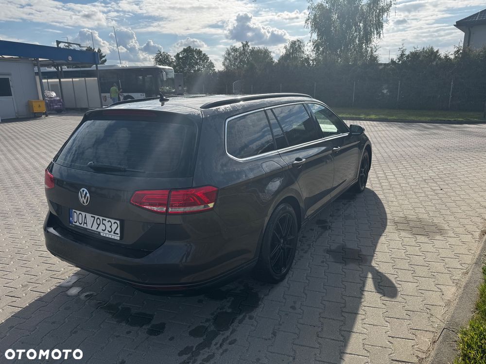 Volkswagen Passat 2.0 TDI SCR Comfortline DSG - 6