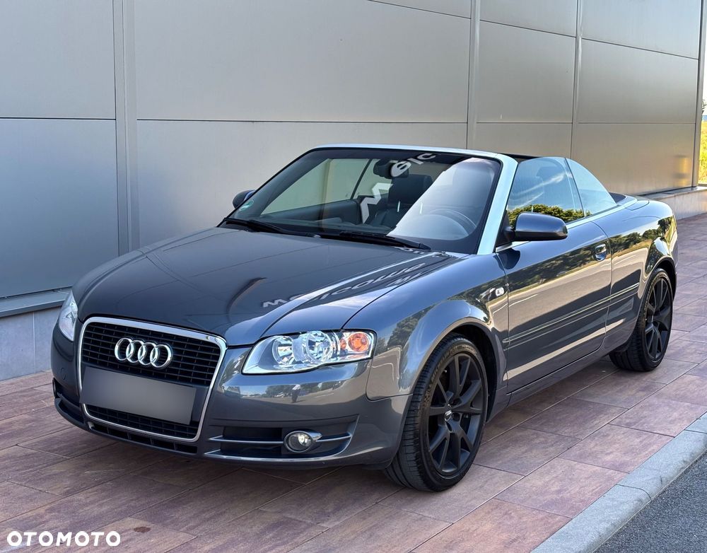 Audi A4 Cabrio 1.8T - 12