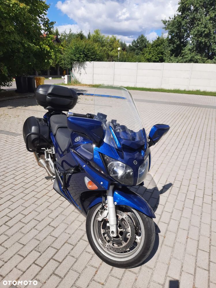 Yamaha FJR - 8