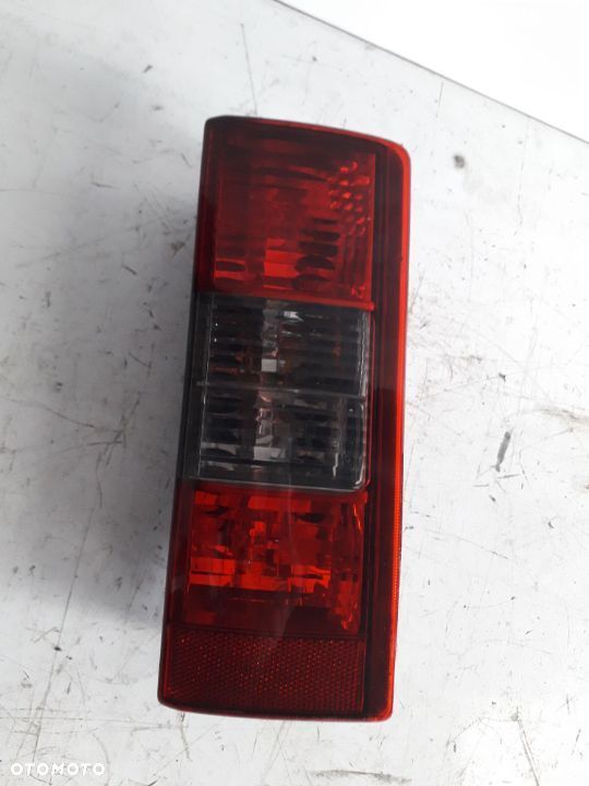 OPEL COMBO C 09R LAMPA PRAWA TYŁ - 1