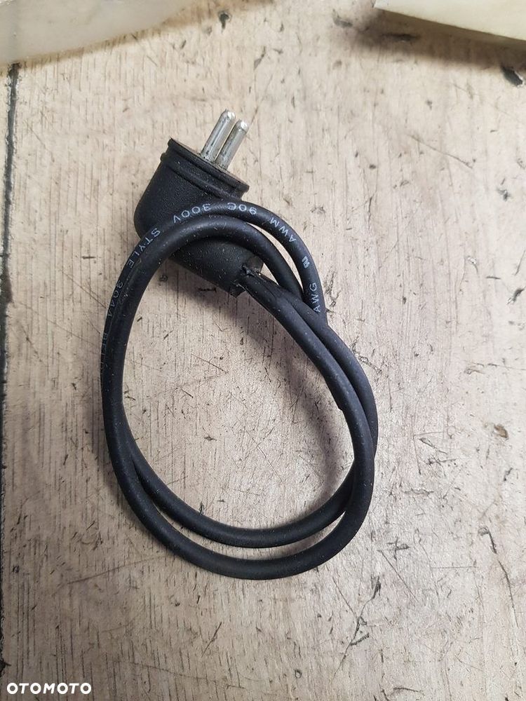 Wtyczka regulatora napięcia Harley Davidson 71875-81 - 4