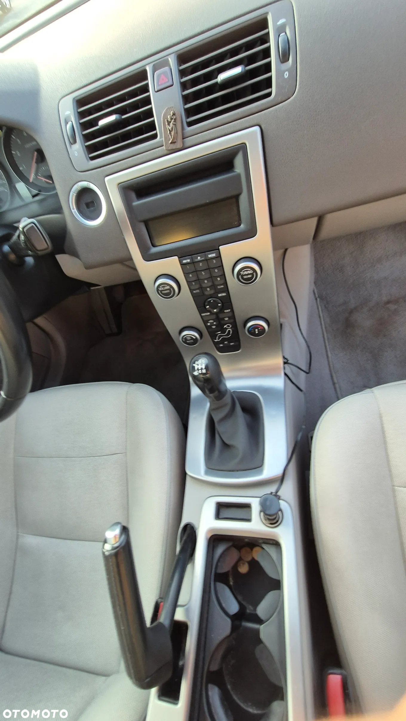 Volvo S40 1.6 Momentum - 8