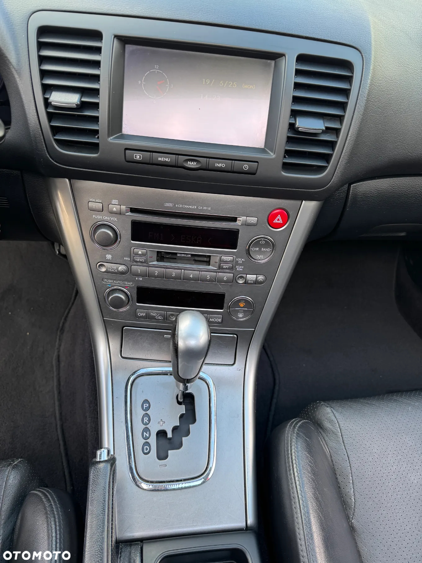 Subaru Legacy Kombi 3.0R Automatik - 12