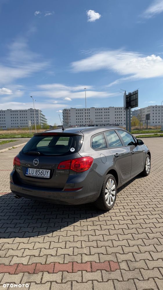 Opel Astra 1.4 Turbo Sport - 4