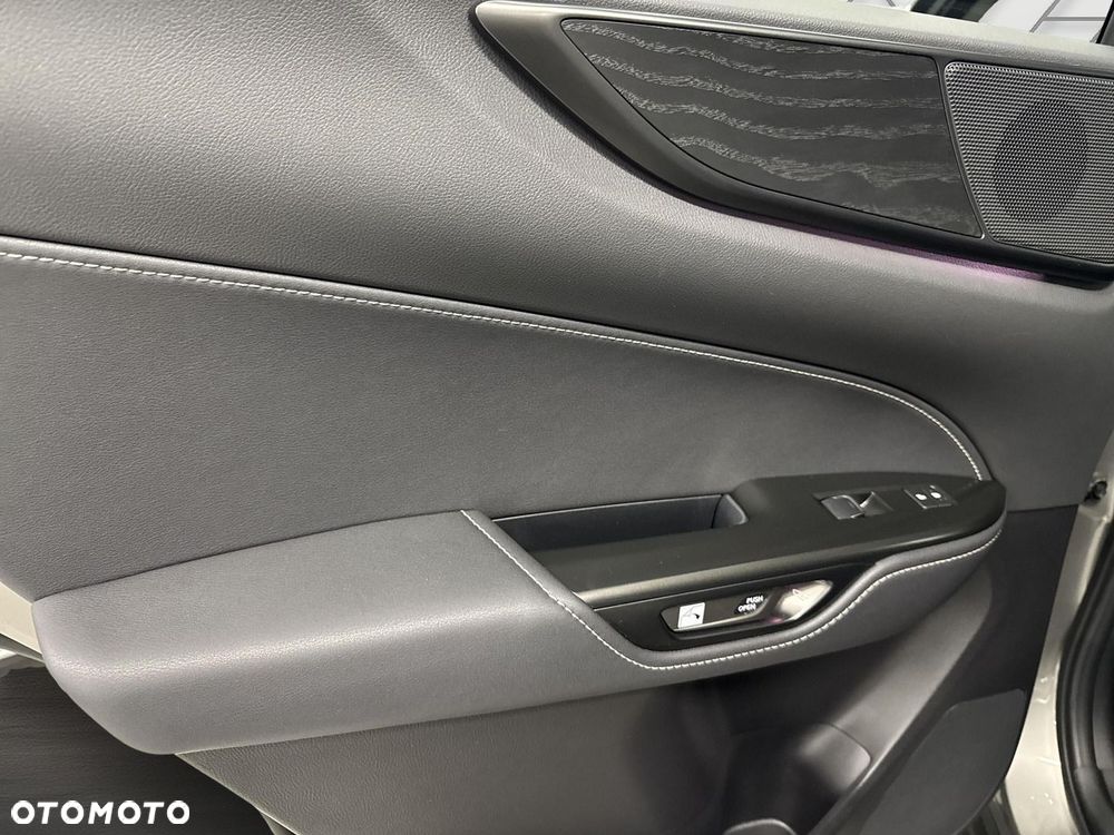 Lexus NX - 13