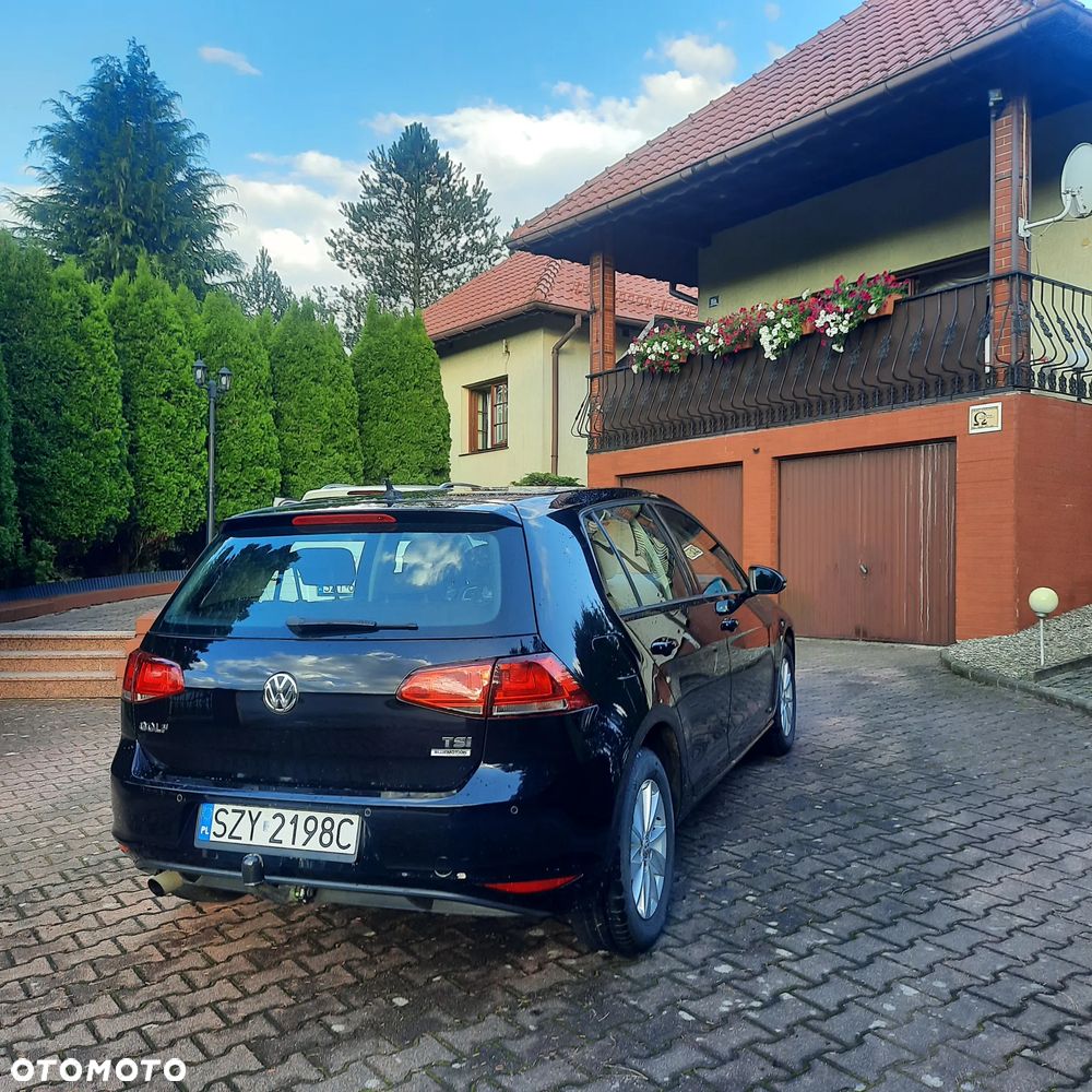Volkswagen Golf - 33