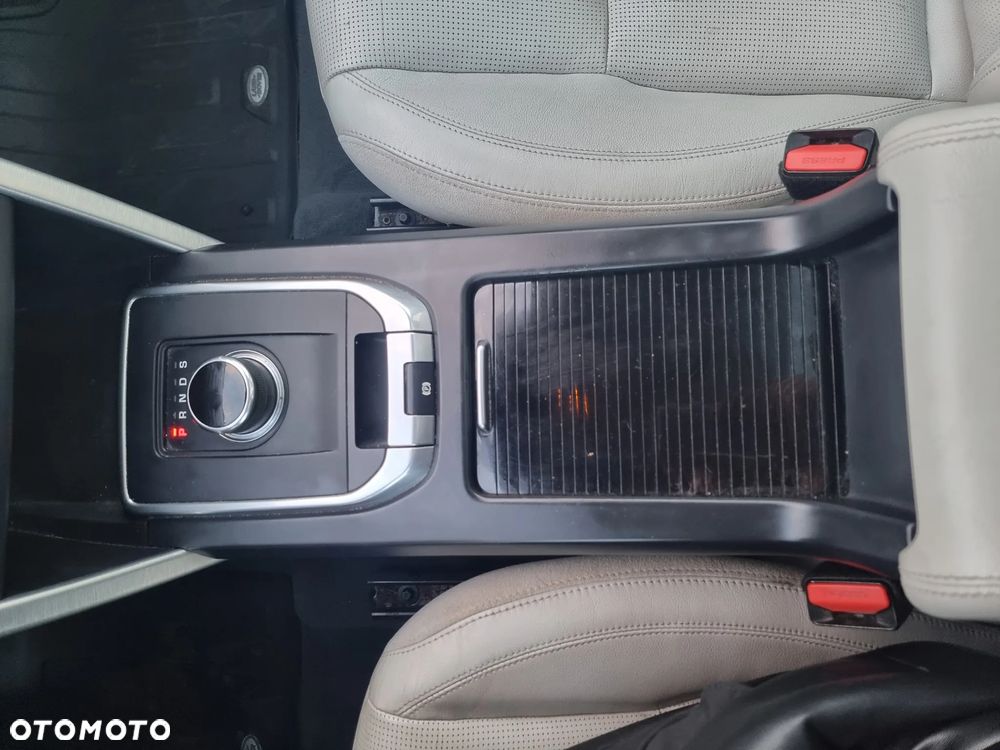 Land Rover Discovery Sport 2.0 Si4 HSE - 34