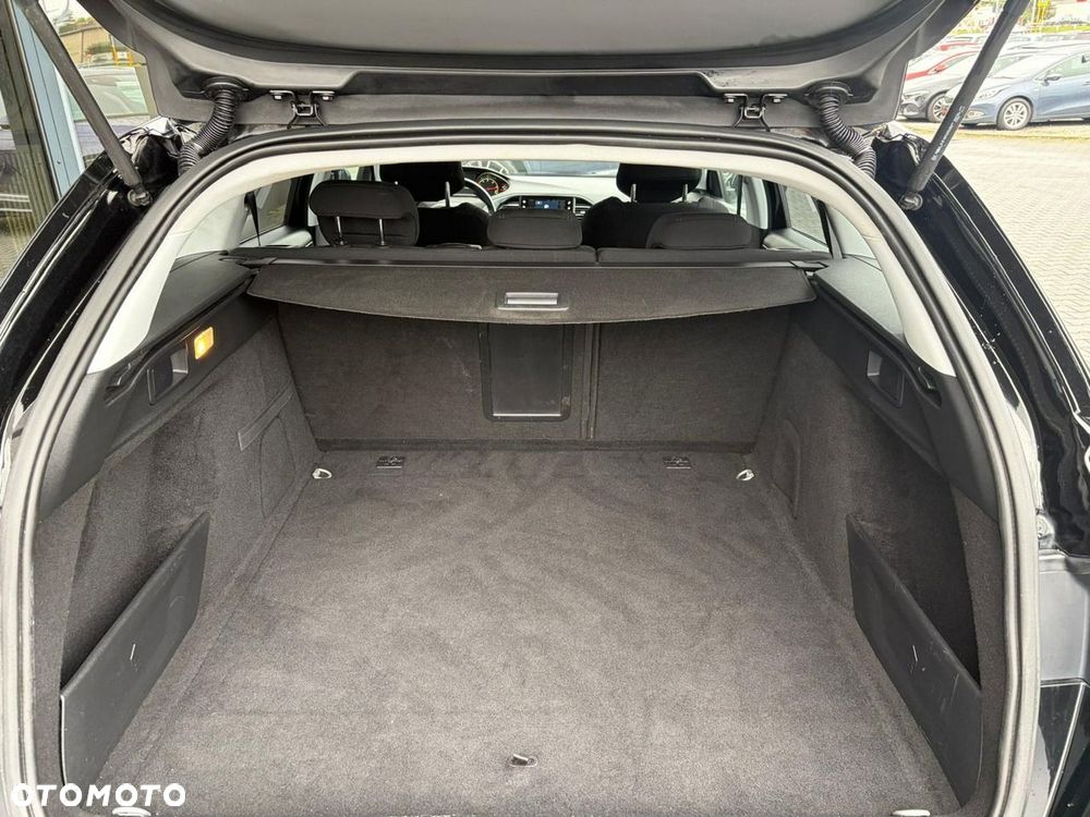 Peugeot 308 - 5