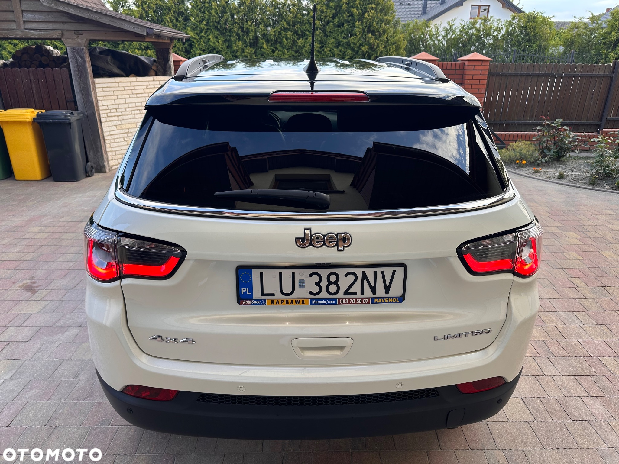 Jeep Compass - 13