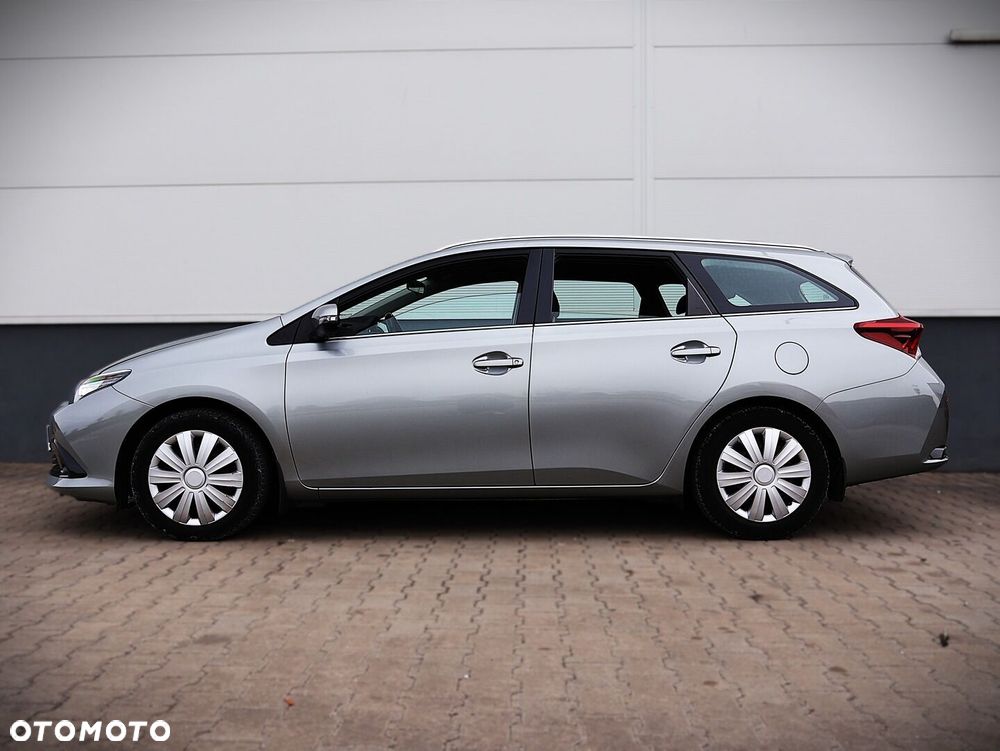 Toyota Auris 1.6 Premium Comfort - 23