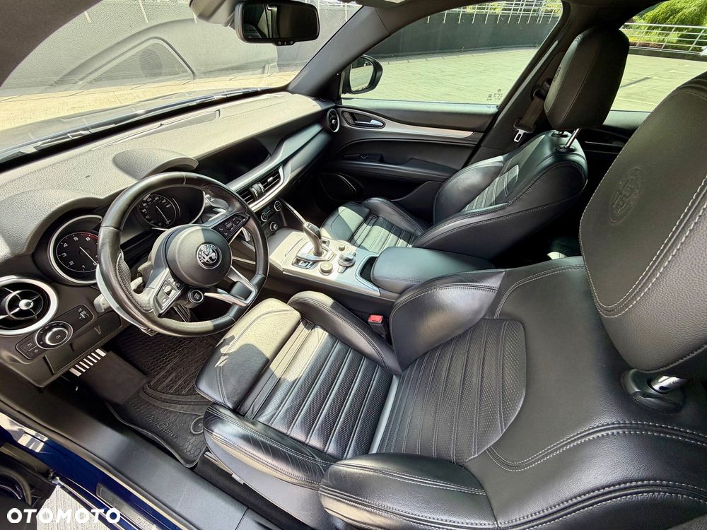 Alfa Romeo Stelvio 2.0 Turbo TI Q4 - 7