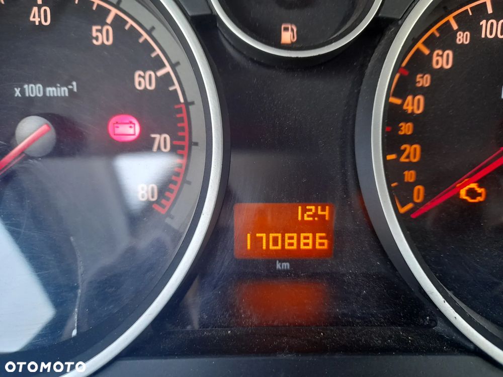 Opel Astra 1.6 Essentia - 3