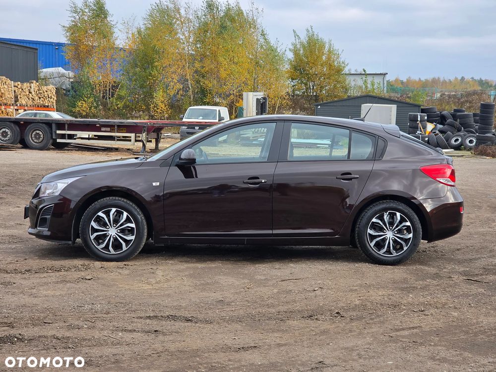 Chevrolet Cruze - 8