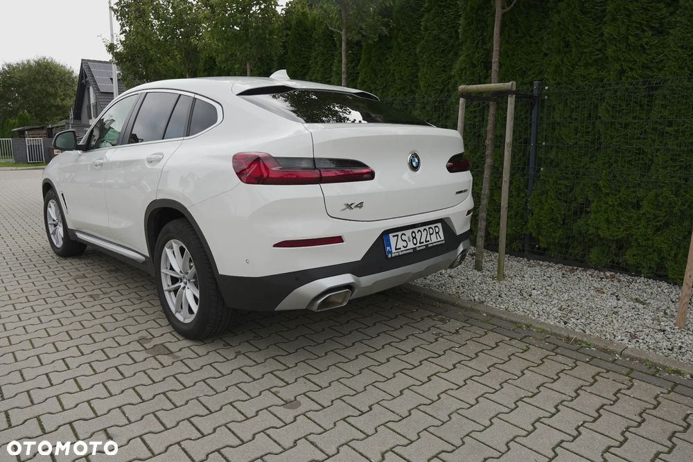 BMW X4 xDrive20i sport - 10