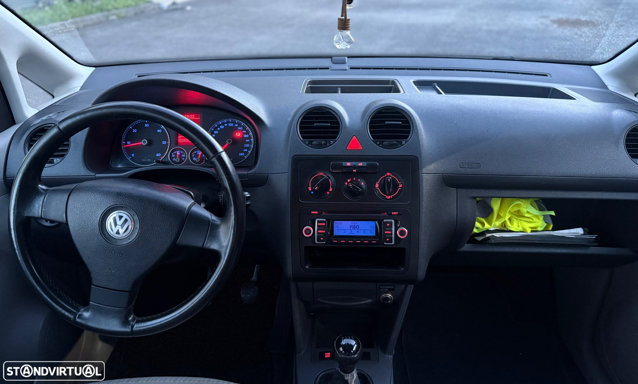 VW Caddy 1.9 TDi Extra AC 5L - 10