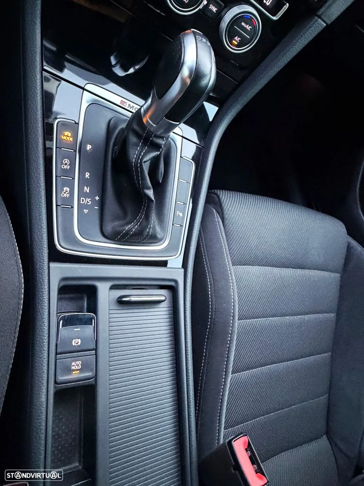 VW Golf R 2.0 TSI OPF 4Motion DSG - 20
