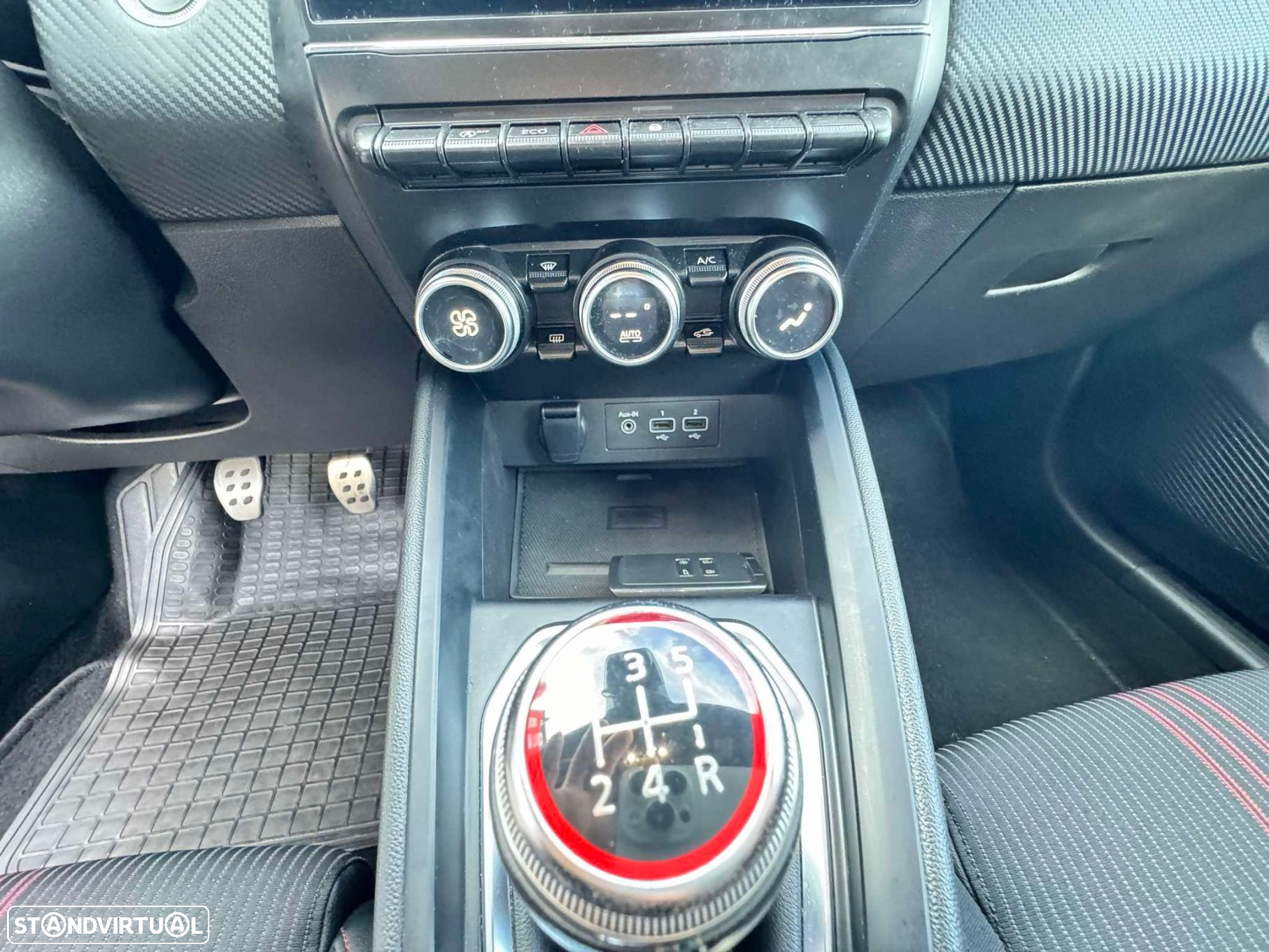 Renault Clio 1.0 TCe RS Line - 18