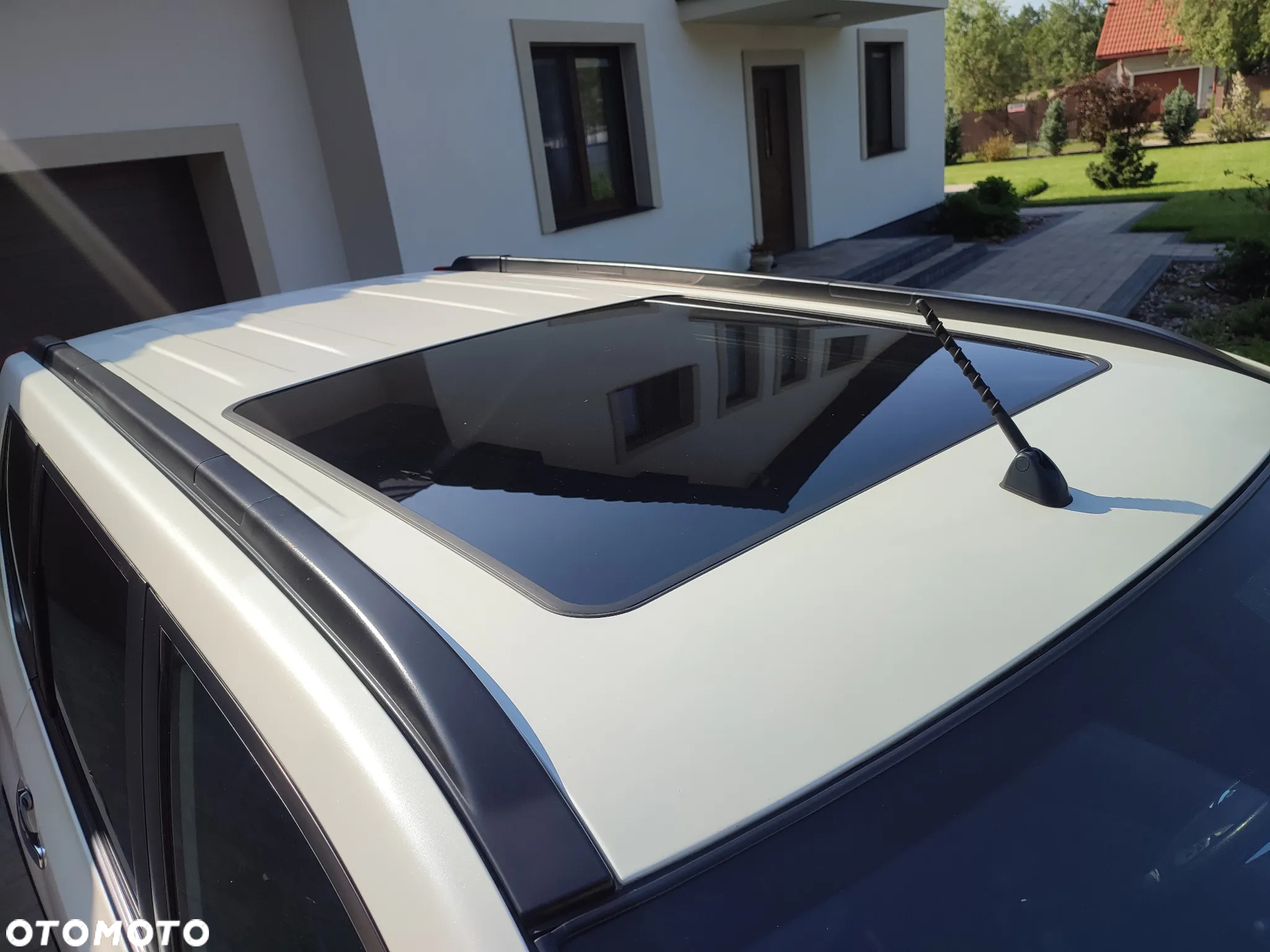 Nissan X-Trail 2.0 dCi 4x4 DPF Platinum - 19