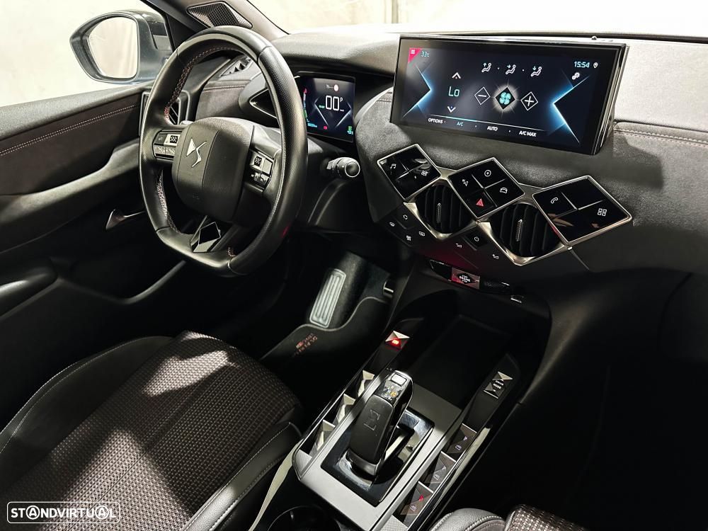 DS DS3 Crossback E-TENSE PERFORMANCE LINE - 31