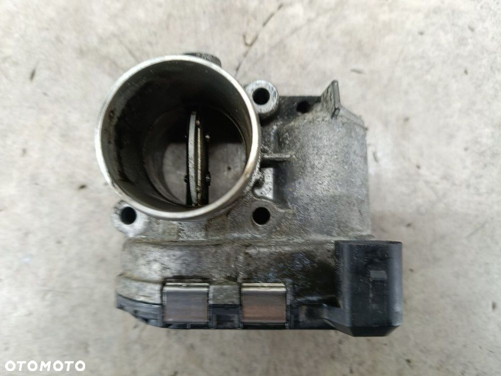 PRZEPUSTNICA RENAULT ESPACE IV 8200330810D 0281002681  BOSCH 2.0 DCI - 5