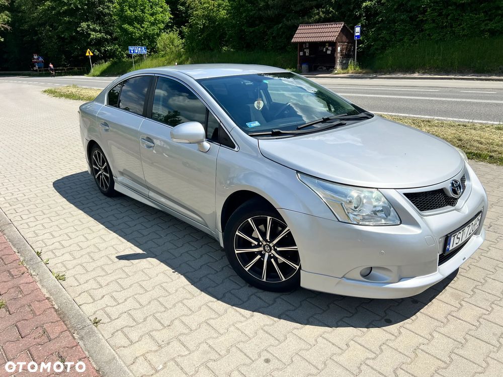 Toyota Avensis 2.0 Executive - 7