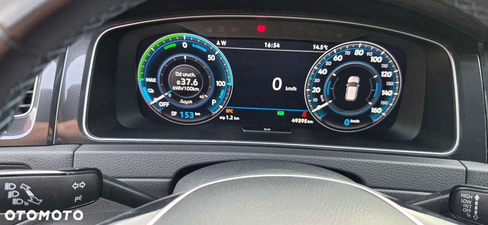 Volkswagen Golf e-Golf - 16