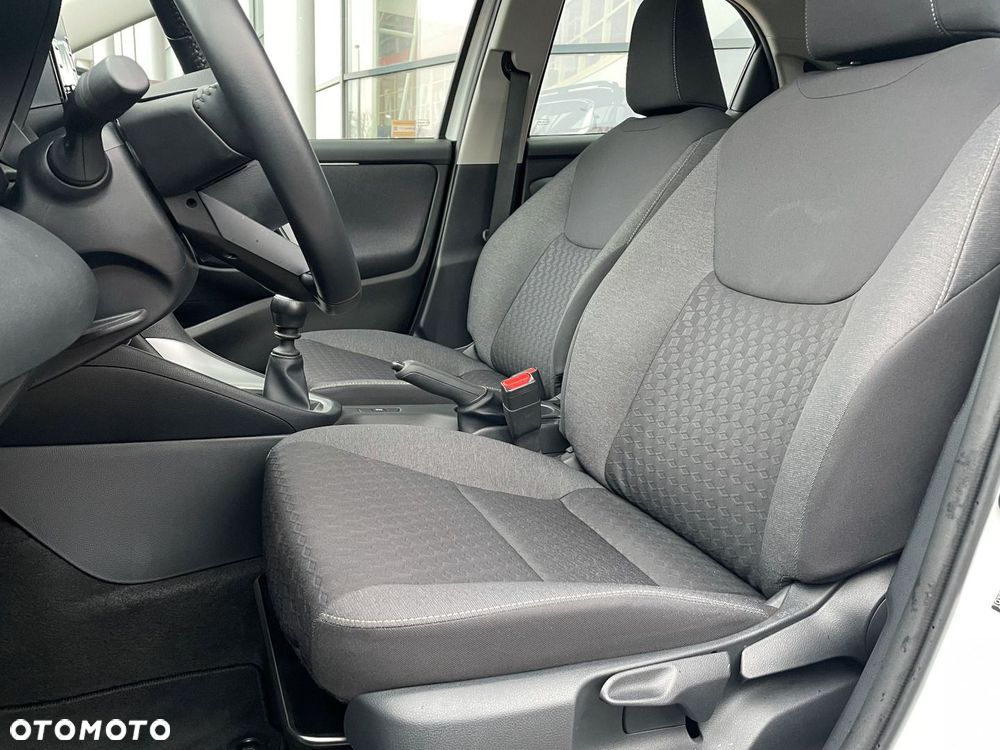 Toyota Yaris - 13