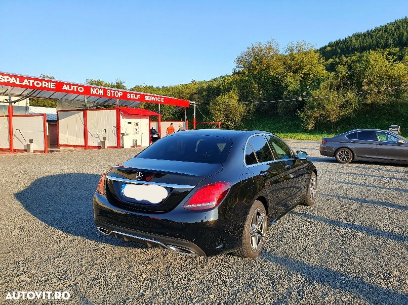 Mercedes-Benz C 300 9G-TRONIC AMG Line - 5