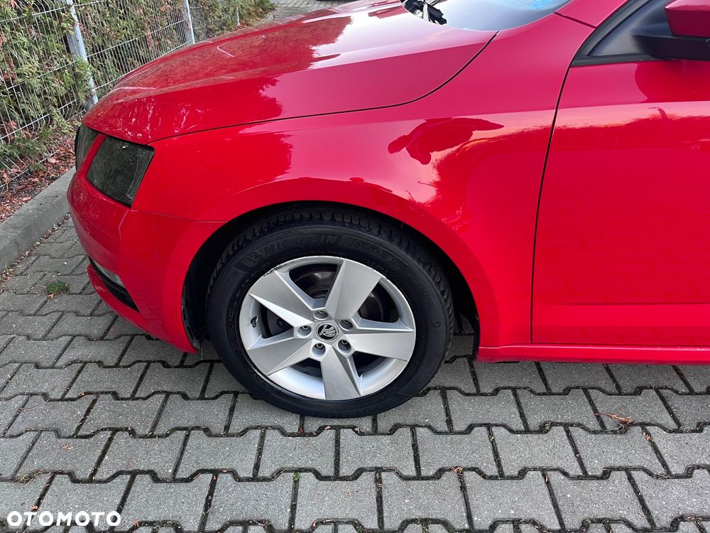 Skoda Octavia 1.6 TDI DSG Ambition - 7