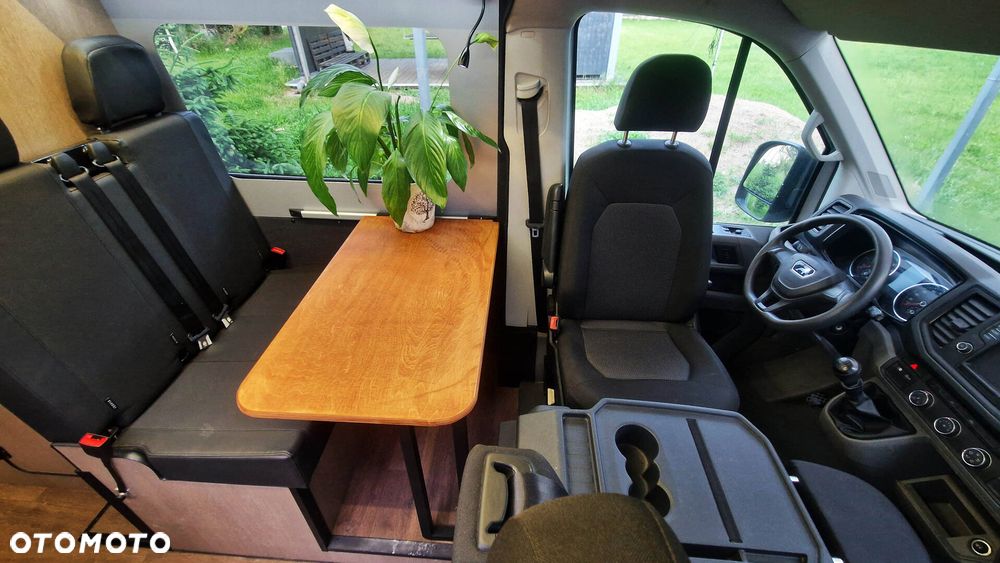 Volkswagen Crafter Kamper Campervan - 26