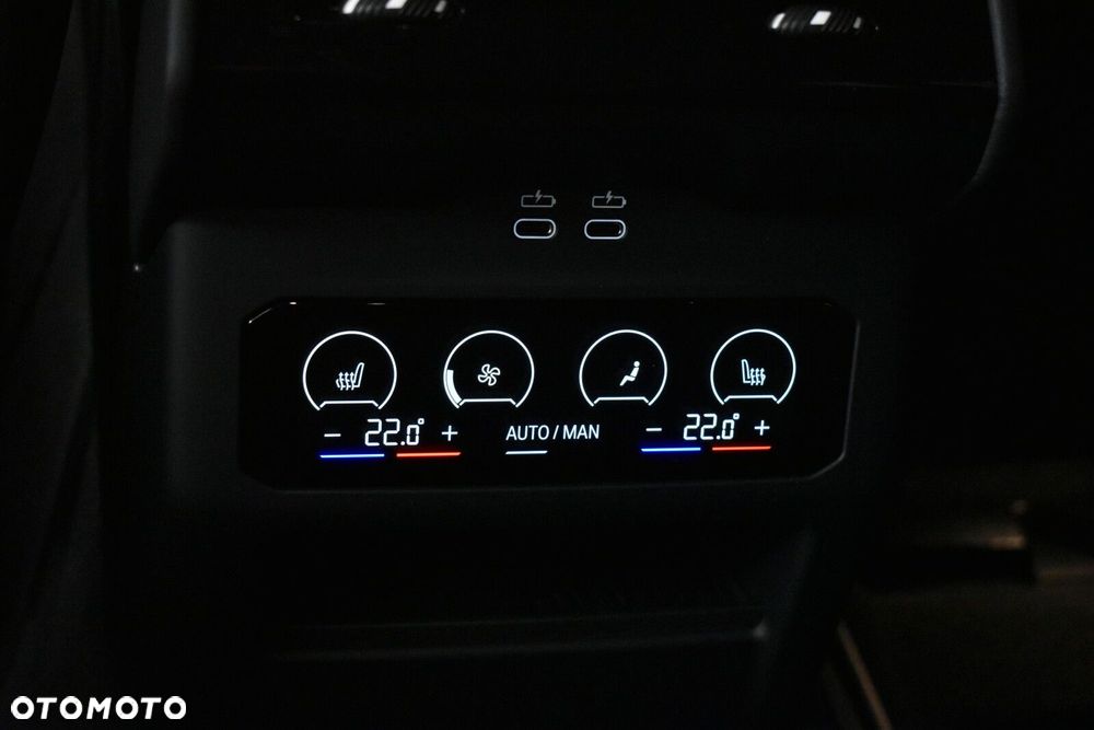 BMW Seria 5 520d xDrive mHEV M Sport - 27