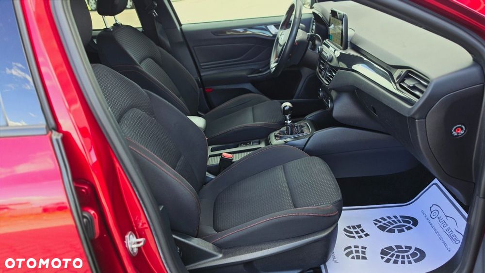 Ford Focus 1.0 EcoBoost Hybrid ST-LINE STYLE - 6