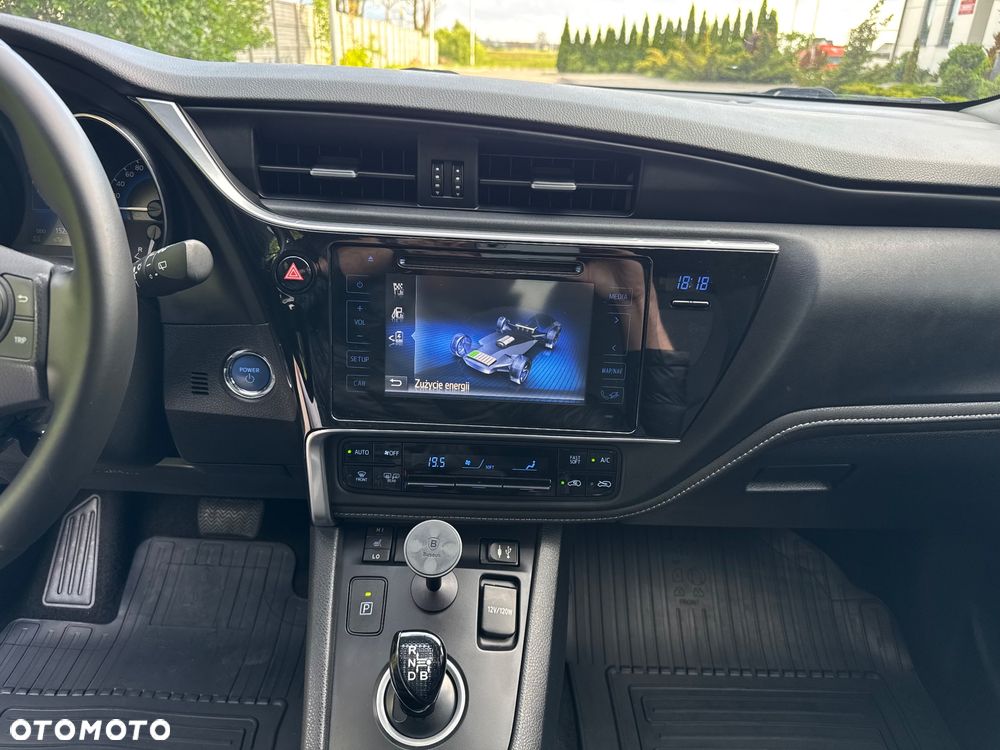 Toyota Auris Hybrid 135 Premium - 20