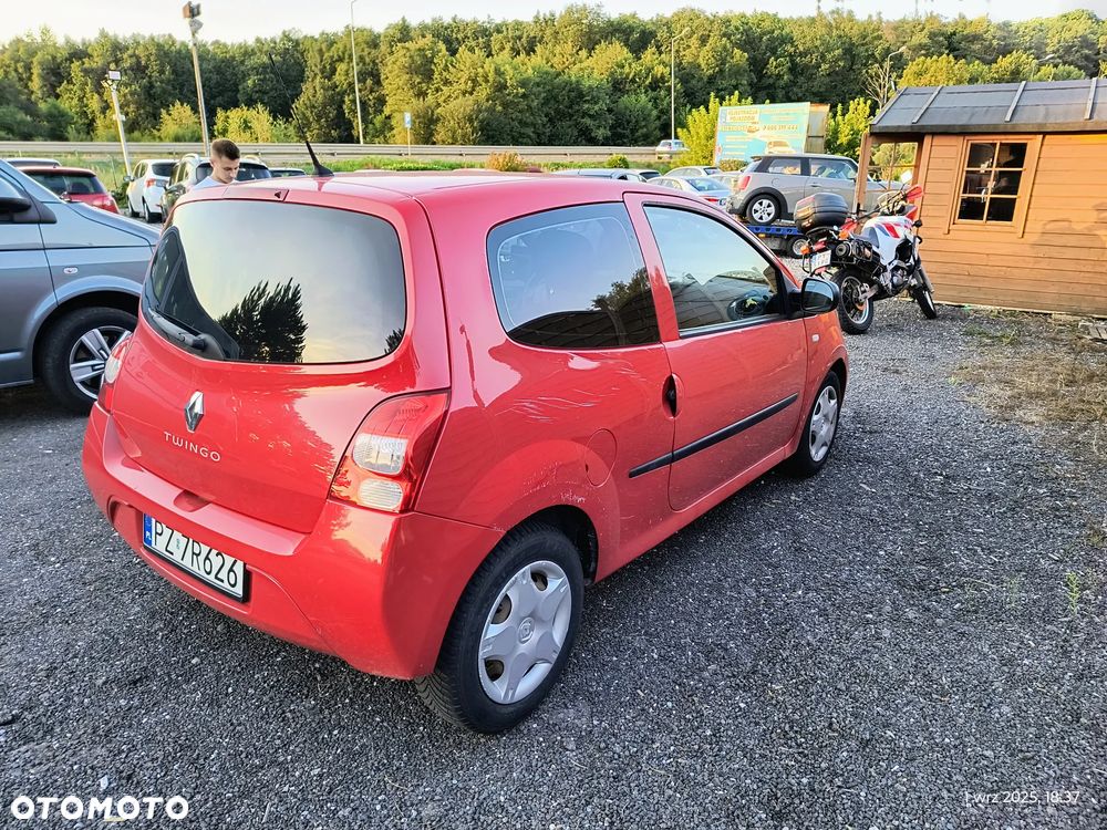 Renault Twingo 1.2 16V Eco Access - 6