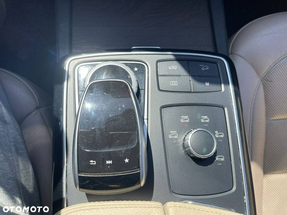 Mercedes-Benz GLS 350 d 4Matic 9G-TRONIC AMG Line - 18